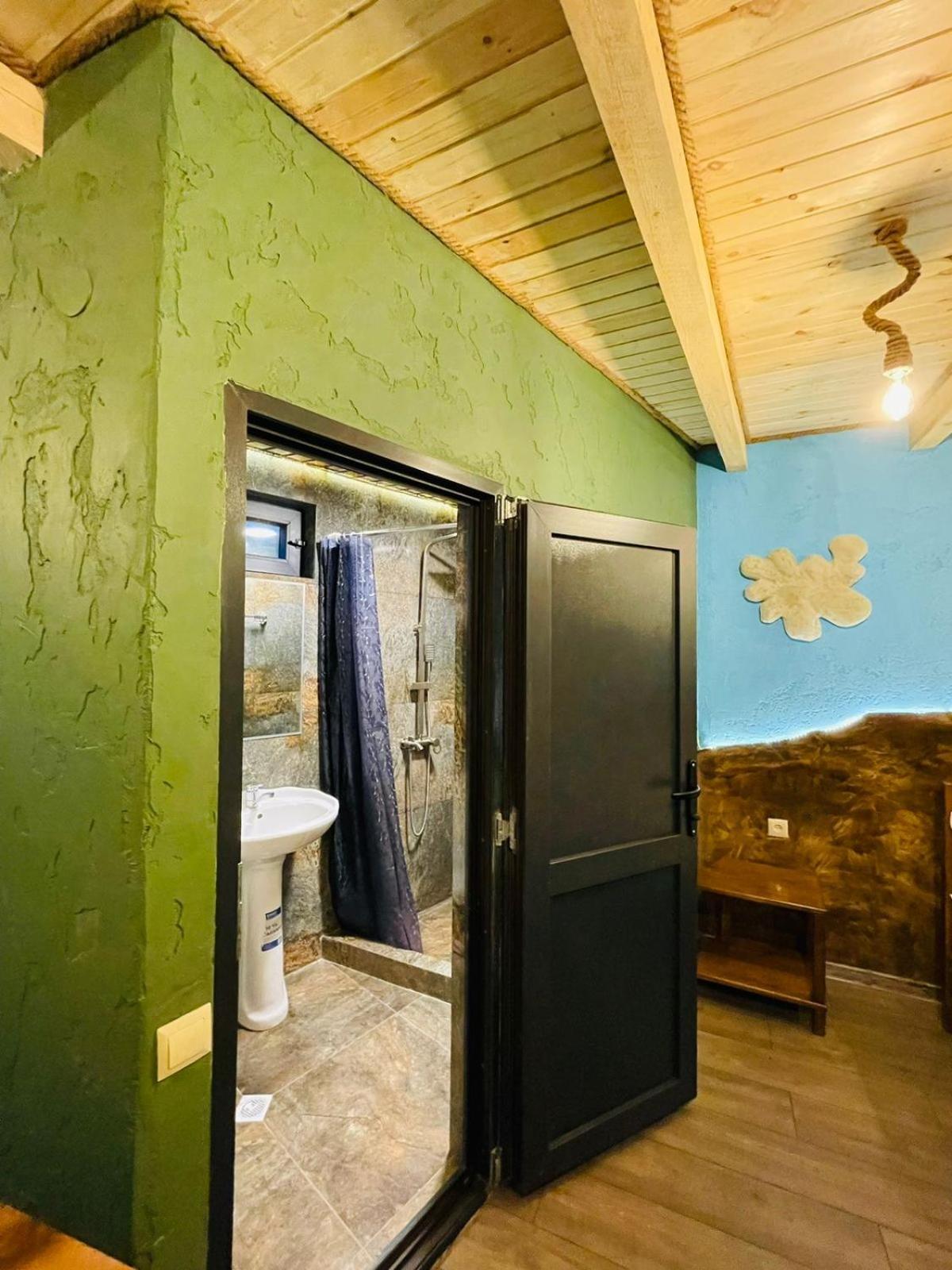 Tsotne'S Kingdom Apartman Vardzia  Szoba fotó